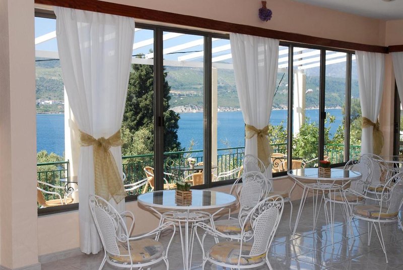 Anthemis Hotel Apartments 15