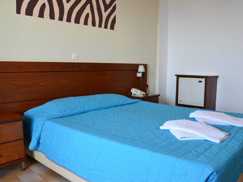 Golden Sands 23