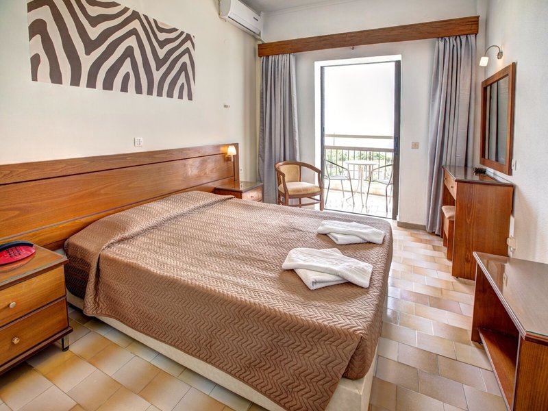 Golden Sands 25