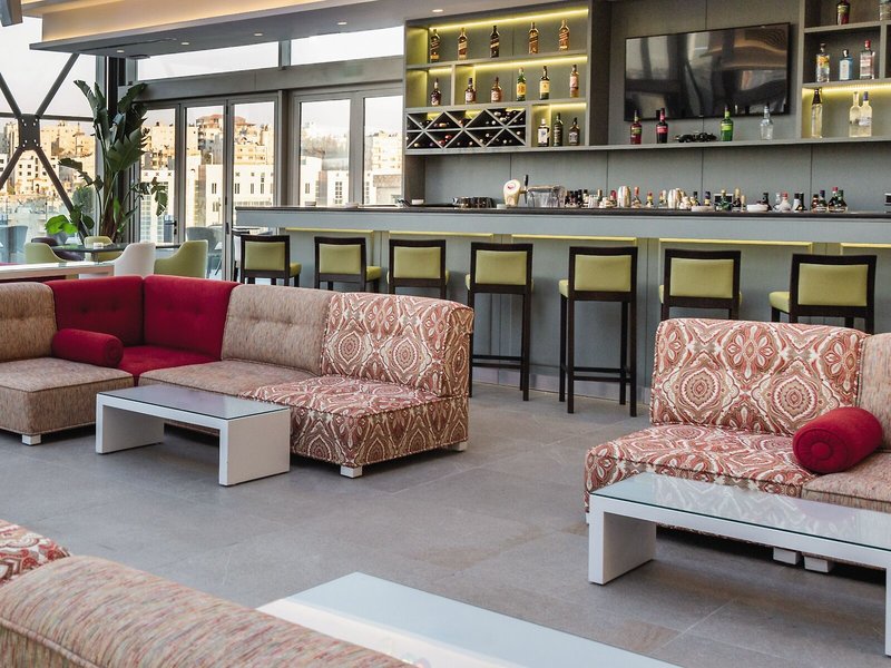 Mövenpick Hotel Amman 18