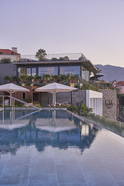 Les Suites at The Cliff Bay 8