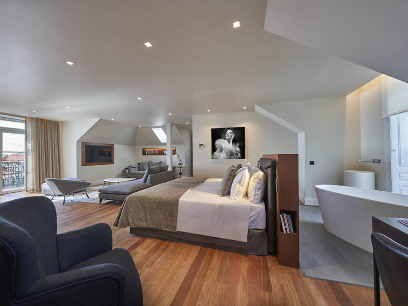 Les Suites at The Cliff Bay 25