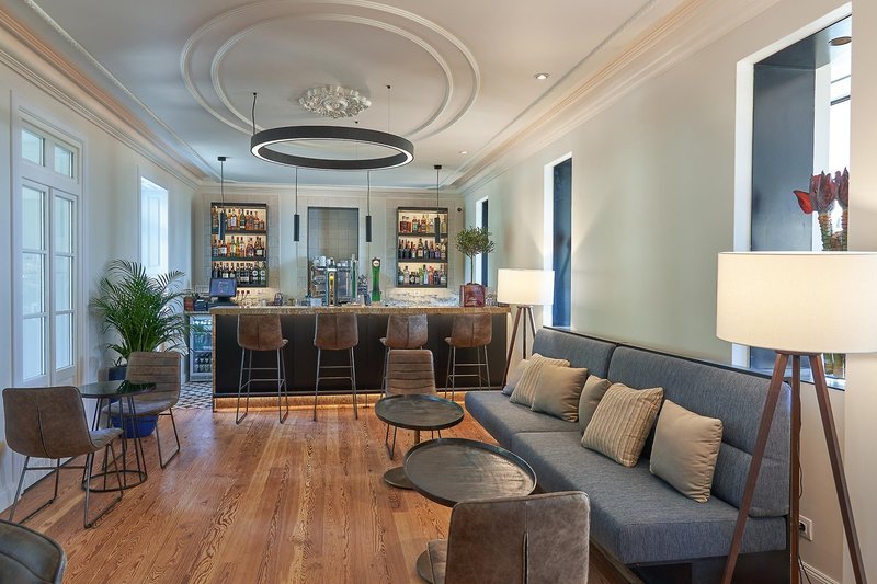 Les Suites at The Cliff Bay 6