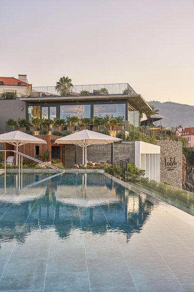Les Suites at The Cliff Bay 12