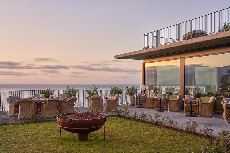 Les Suites at The Cliff Bay 13