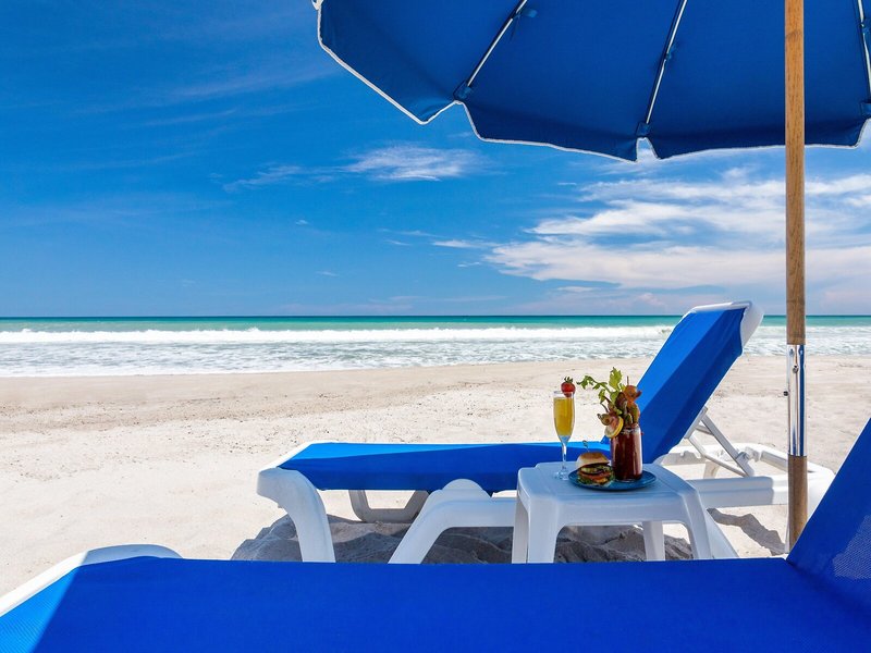 Crowne Plaza Melbourne Oceanfront Resort & Spa 7