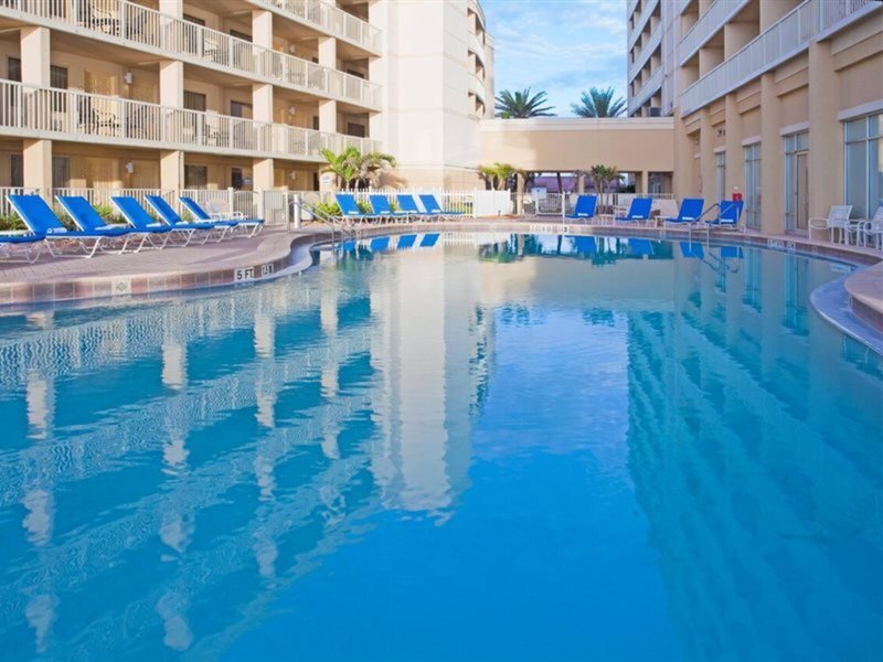 Crowne Plaza Melbourne Oceanfront Resort & Spa 18