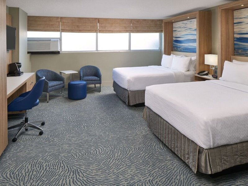 Crowne Plaza Melbourne Oceanfront Resort & Spa 47