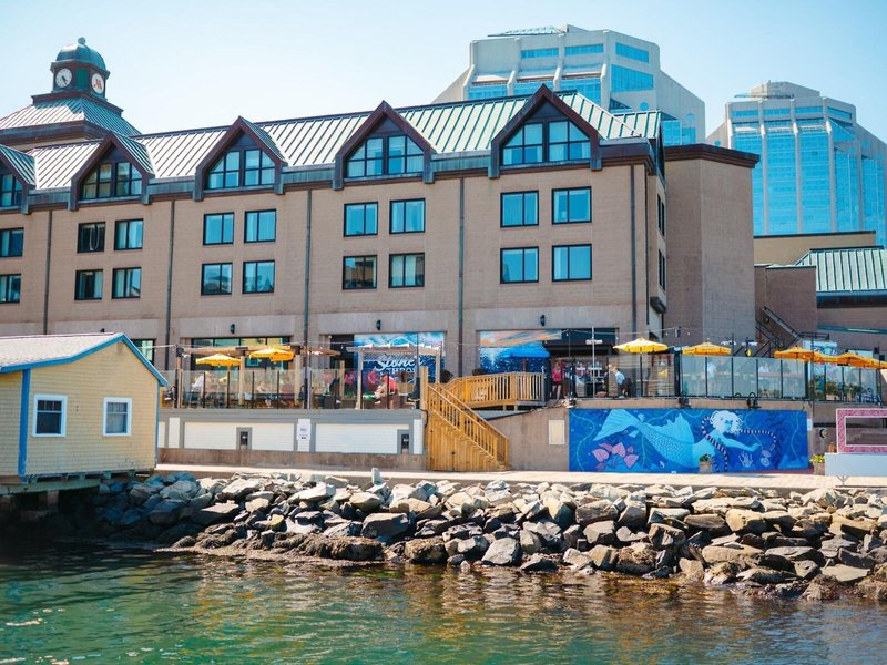 Halifax Marriott Harbourfront Hotel 3