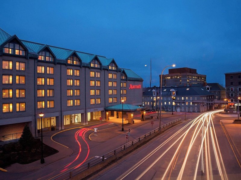 Halifax Marriott Harbourfront Hotel 4