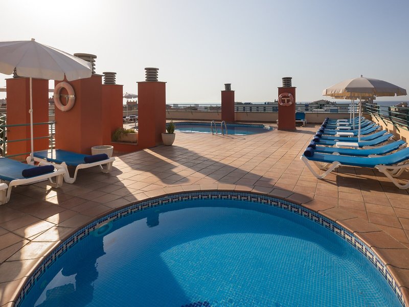 H TOP Royal Sun Family Suites 9