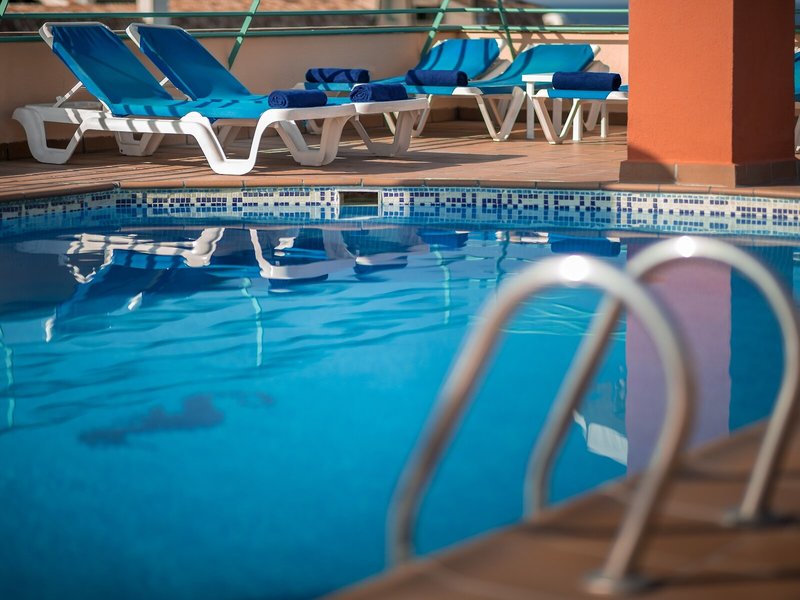 H TOP Royal Sun Family Suites 10