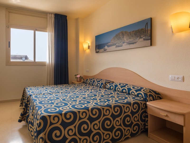 H TOP Royal Sun Family Suites 27