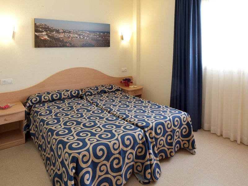 H TOP Royal Sun Family Suites 28