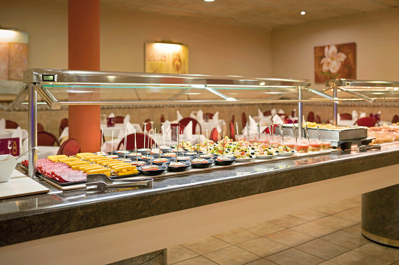 H TOP Royal Sun Family Suites 13