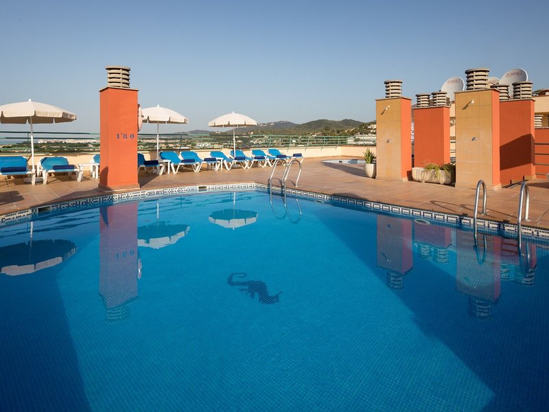 H TOP Royal Sun Family Suites 11