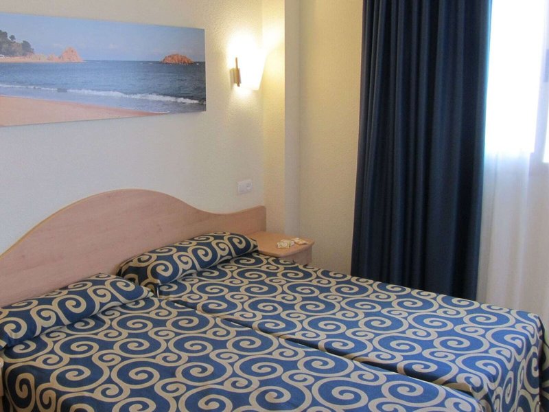 H TOP Royal Sun Family Suites 39