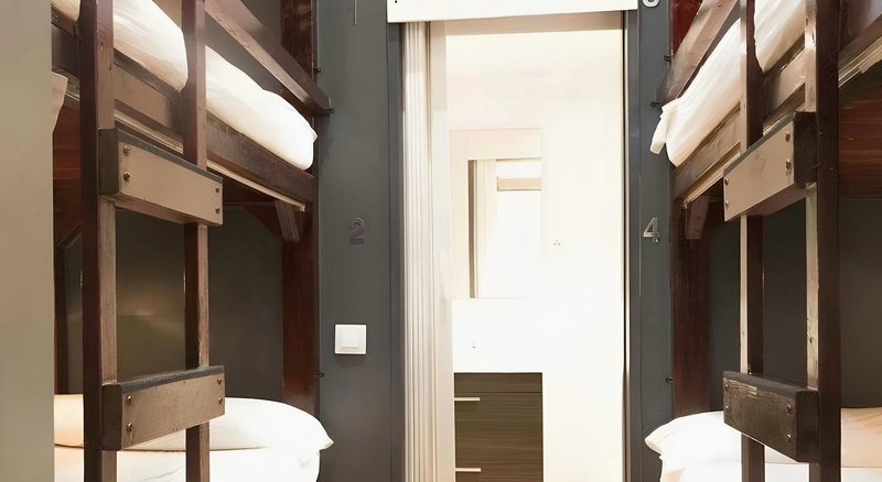 Ant Hostel Barcelona 3