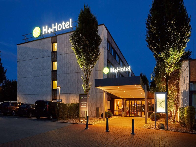 H+ Hotel Bochum  2