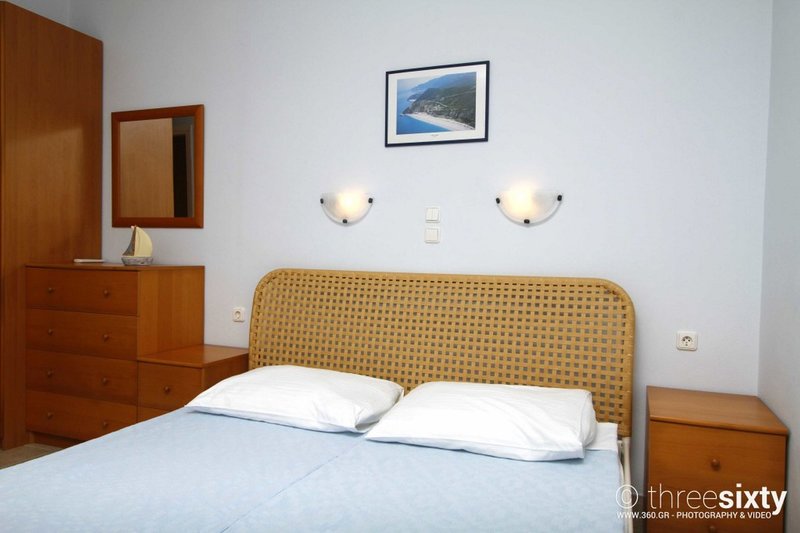 Geni Garden Apartments 12