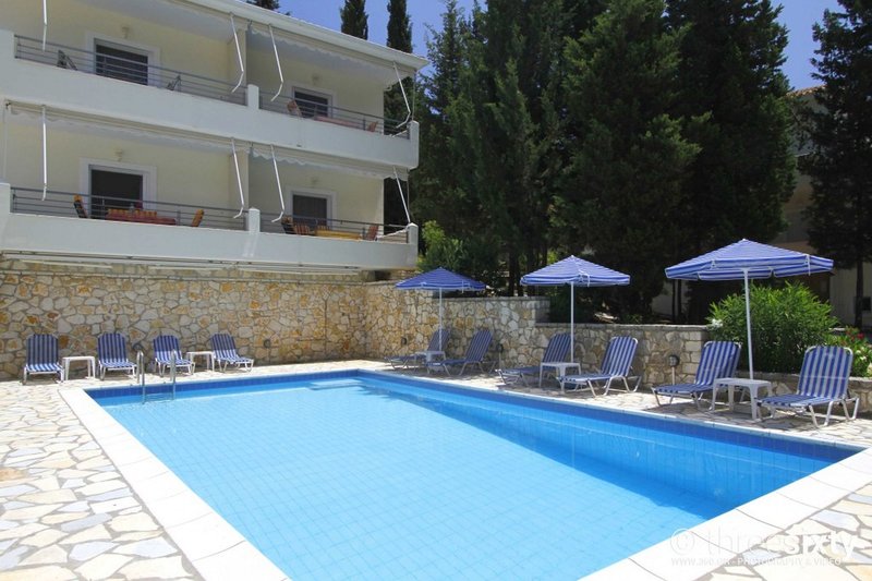 Geni Garden Apartments 5