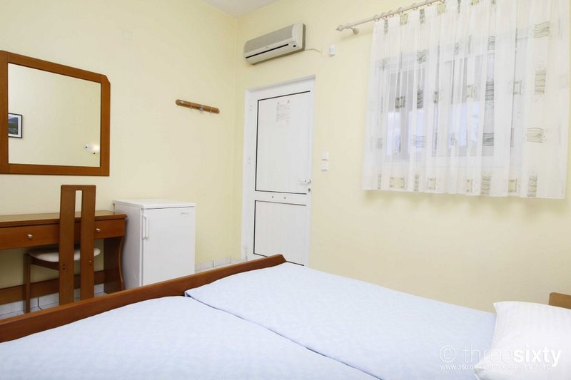 Geni Garden Apartments 23