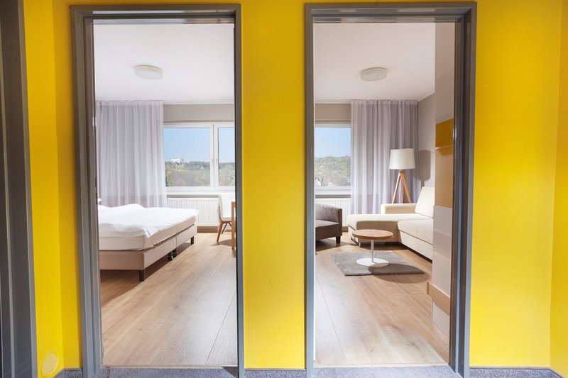 Golf Hotel 3