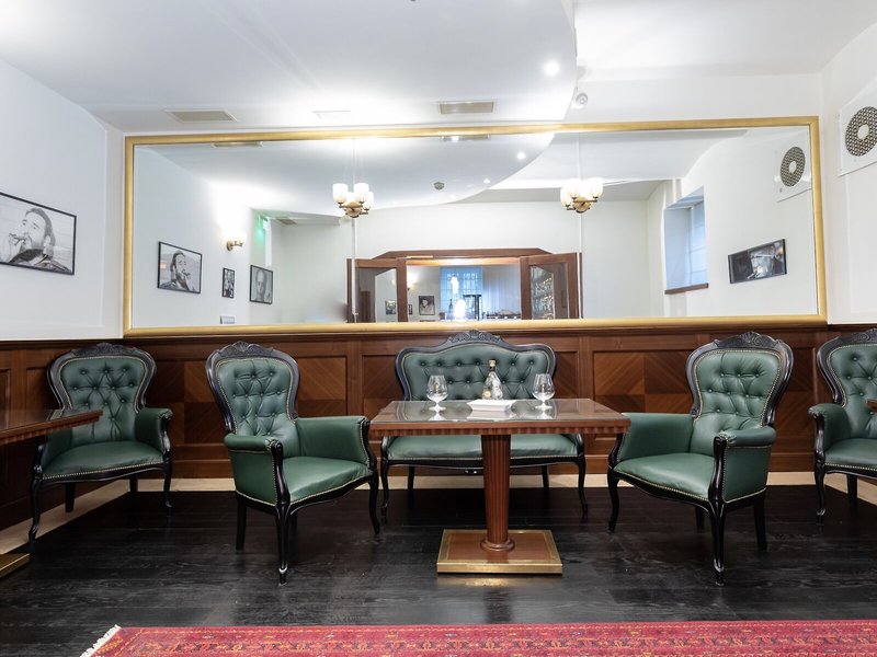 Hotel Le Premier 7