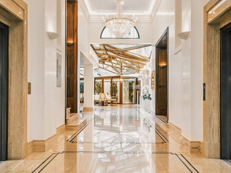 Hotel Le Premier 10