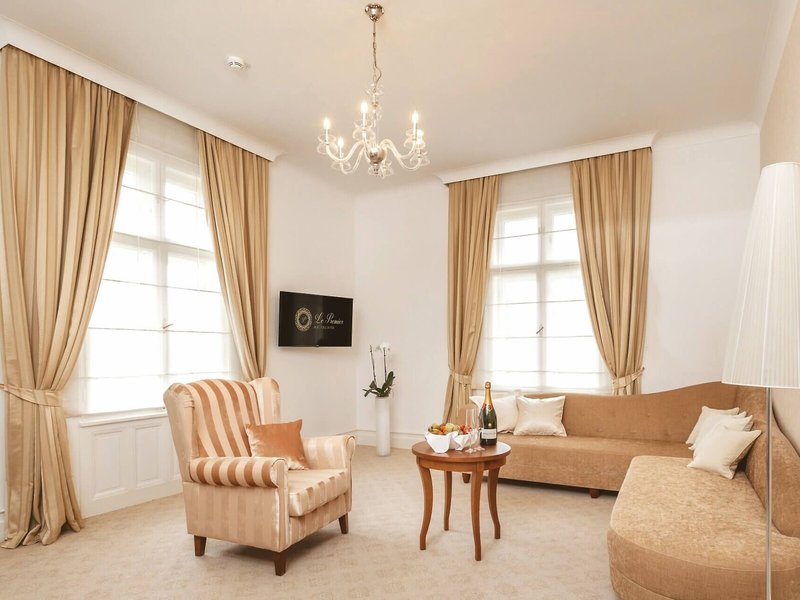 Hotel Le Premier 34