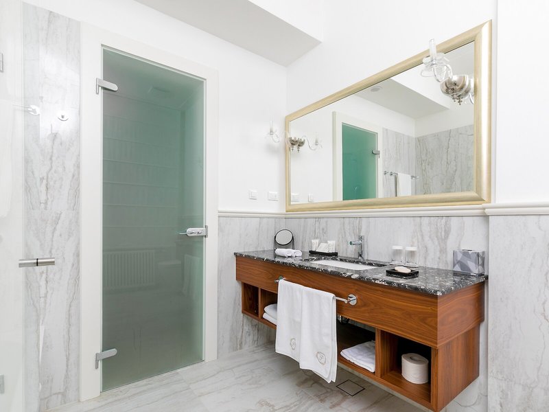 Hotel Le Premier 37