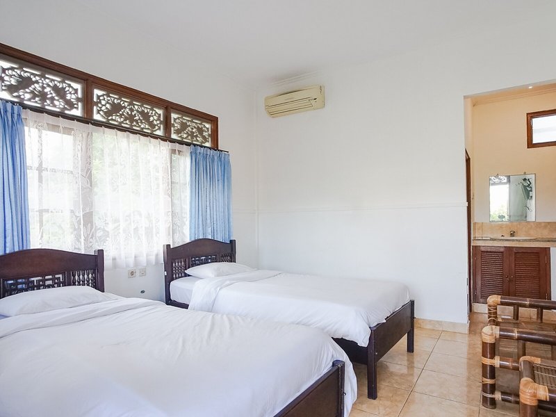 Indopurejoy House - Komala Indah Cottages 46