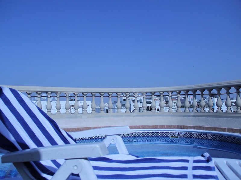 Zain International 7