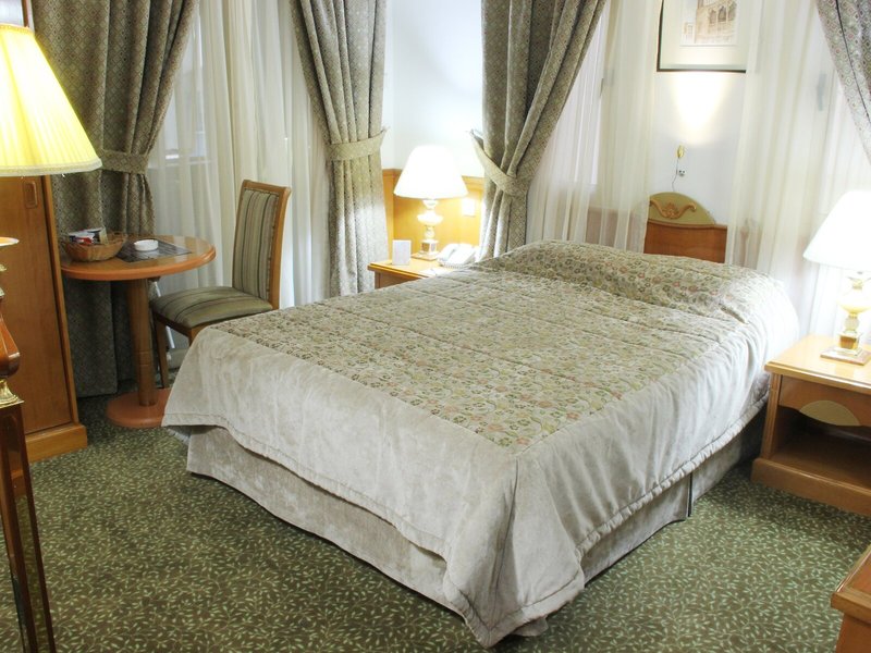 Zain International 27