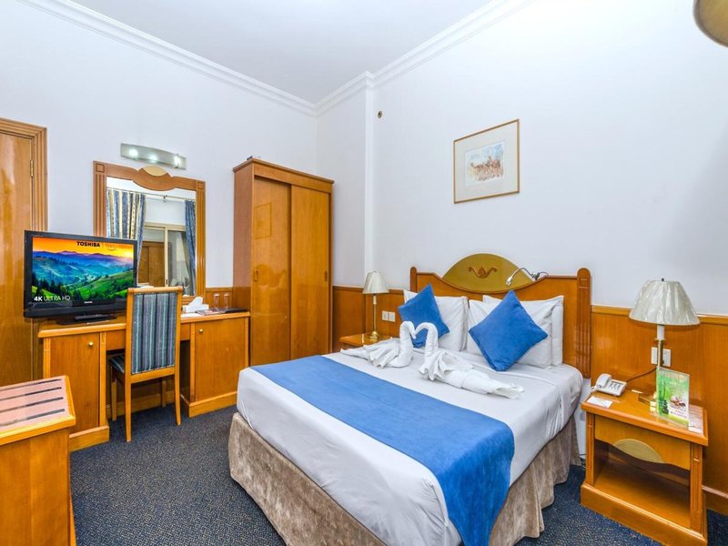 Zain International 28