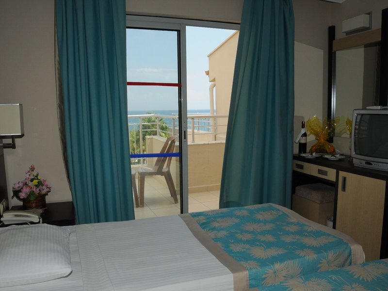 Viking Nona Beach 46
