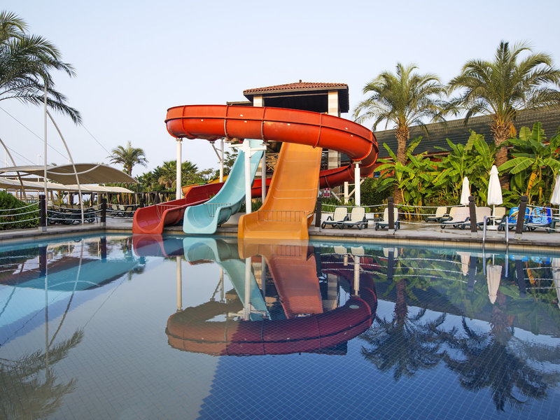 Crystal Family Resort 8