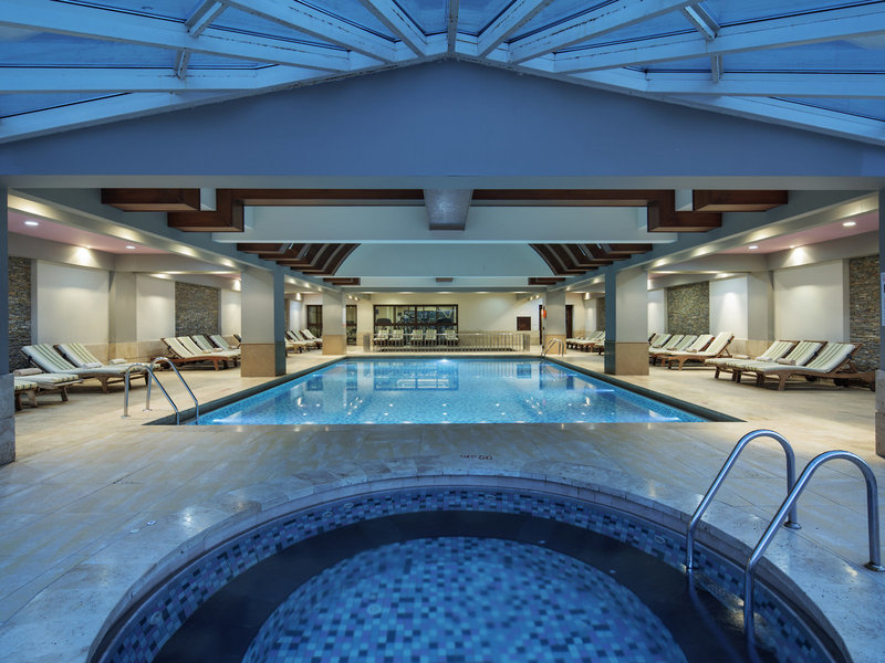 Crystal Family Resort 9
