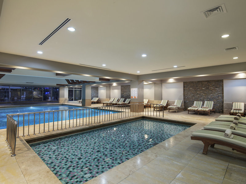 Crystal Family Resort 10