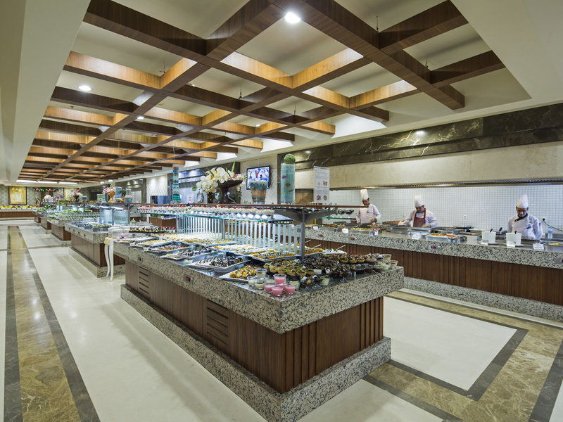 Crystal Family Resort 34