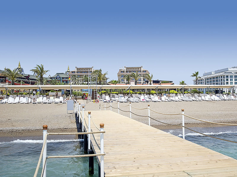 Crystal Family Resort & Spa 12