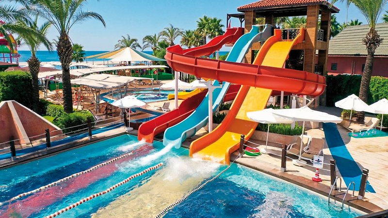 Crystal Family Resort & Spa 8