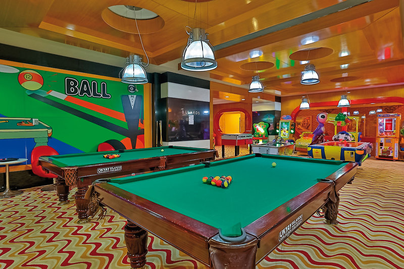 Crystal Family Resort & Spa 12