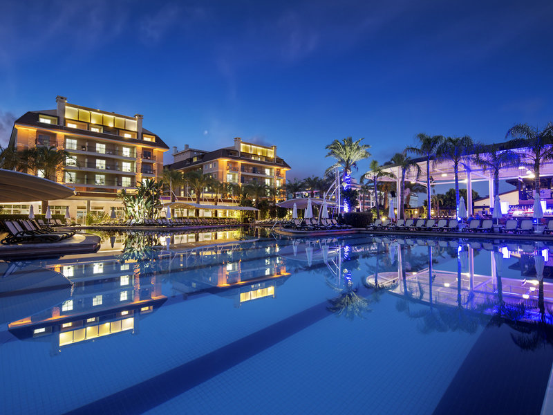 Crystal Family Resort & Spa 3