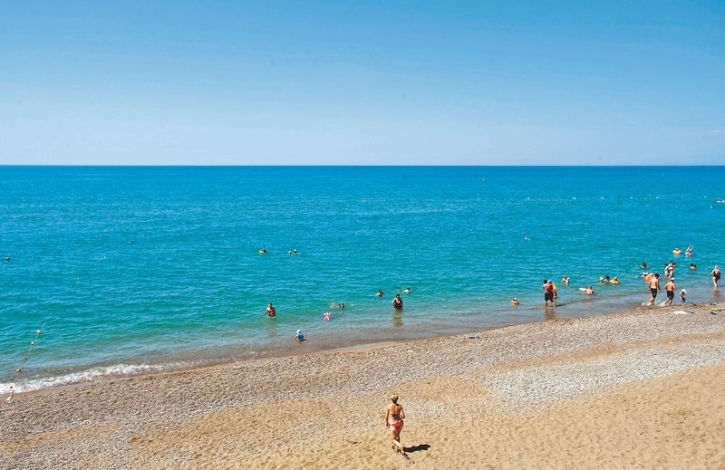 Crystal Family Resort & Spa 5