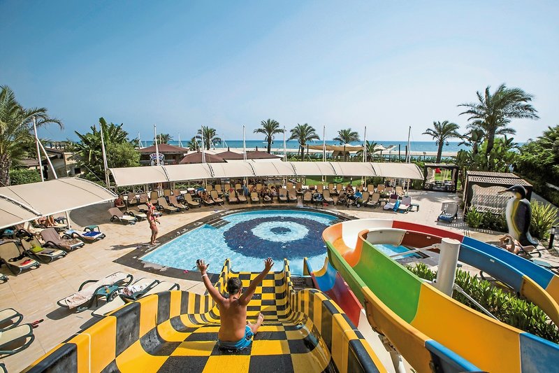 Crystal Family Resort & Spa 11