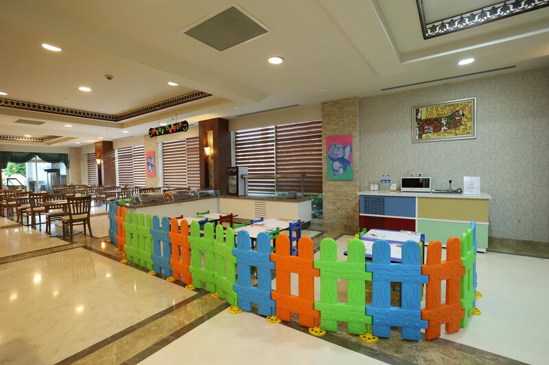 Crystal Family Resort & Spa 39