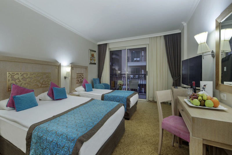 Crystal Family Resort & Spa 84