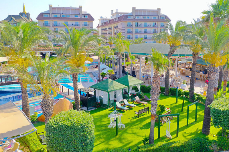 Crystal Family Resort & Spa 87