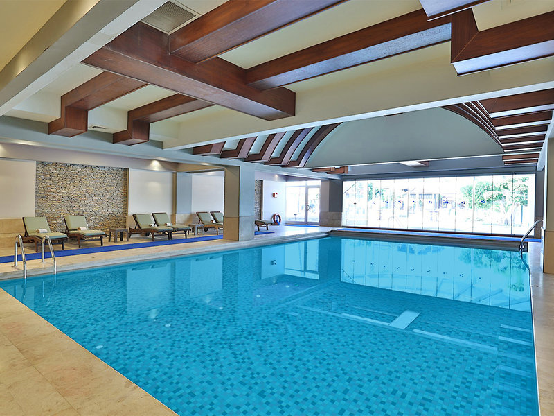 Crystal Family Resort 10